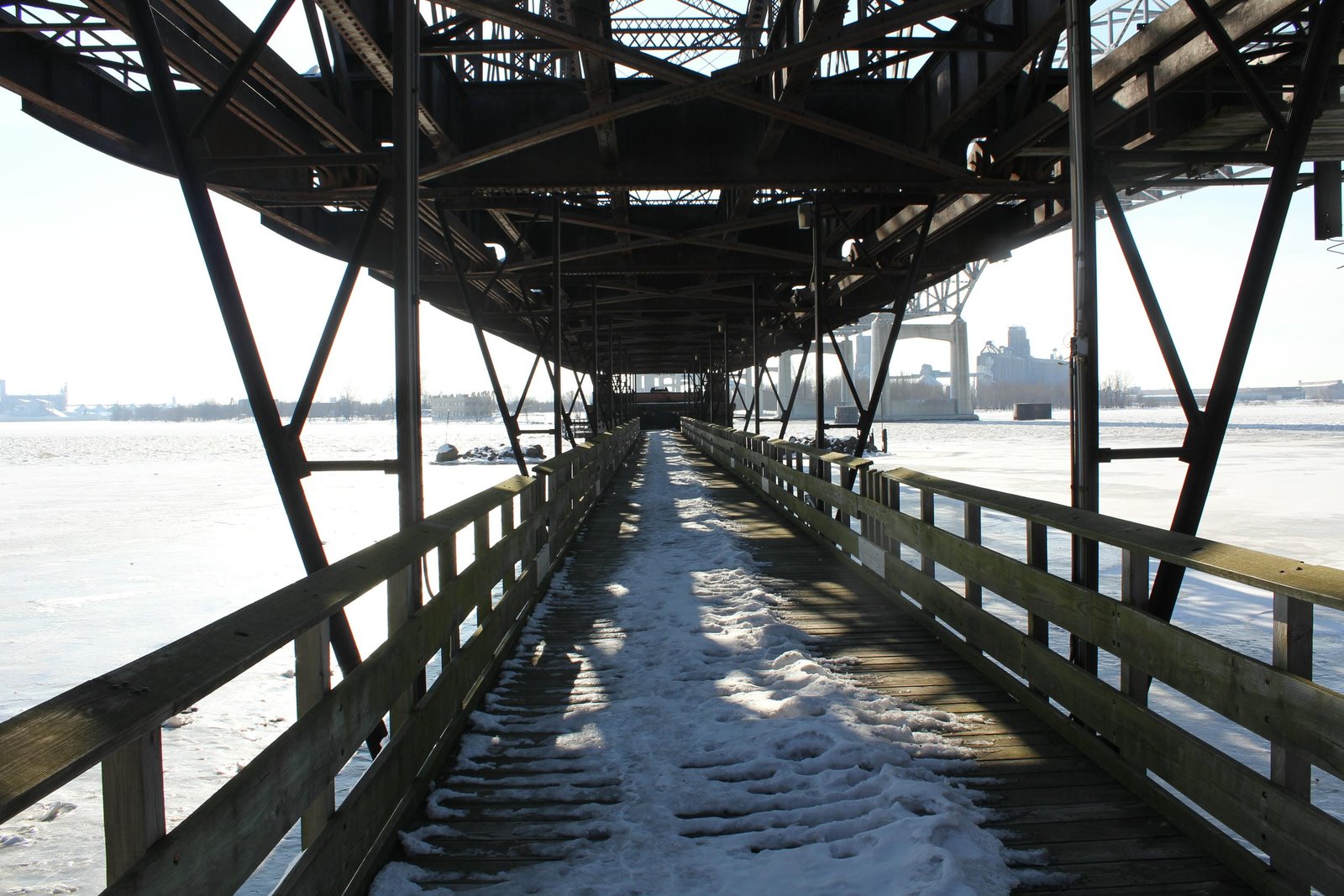 Underneath truss
